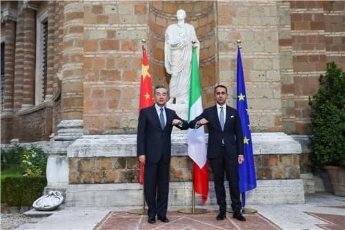 Di Maio und Wang Yi